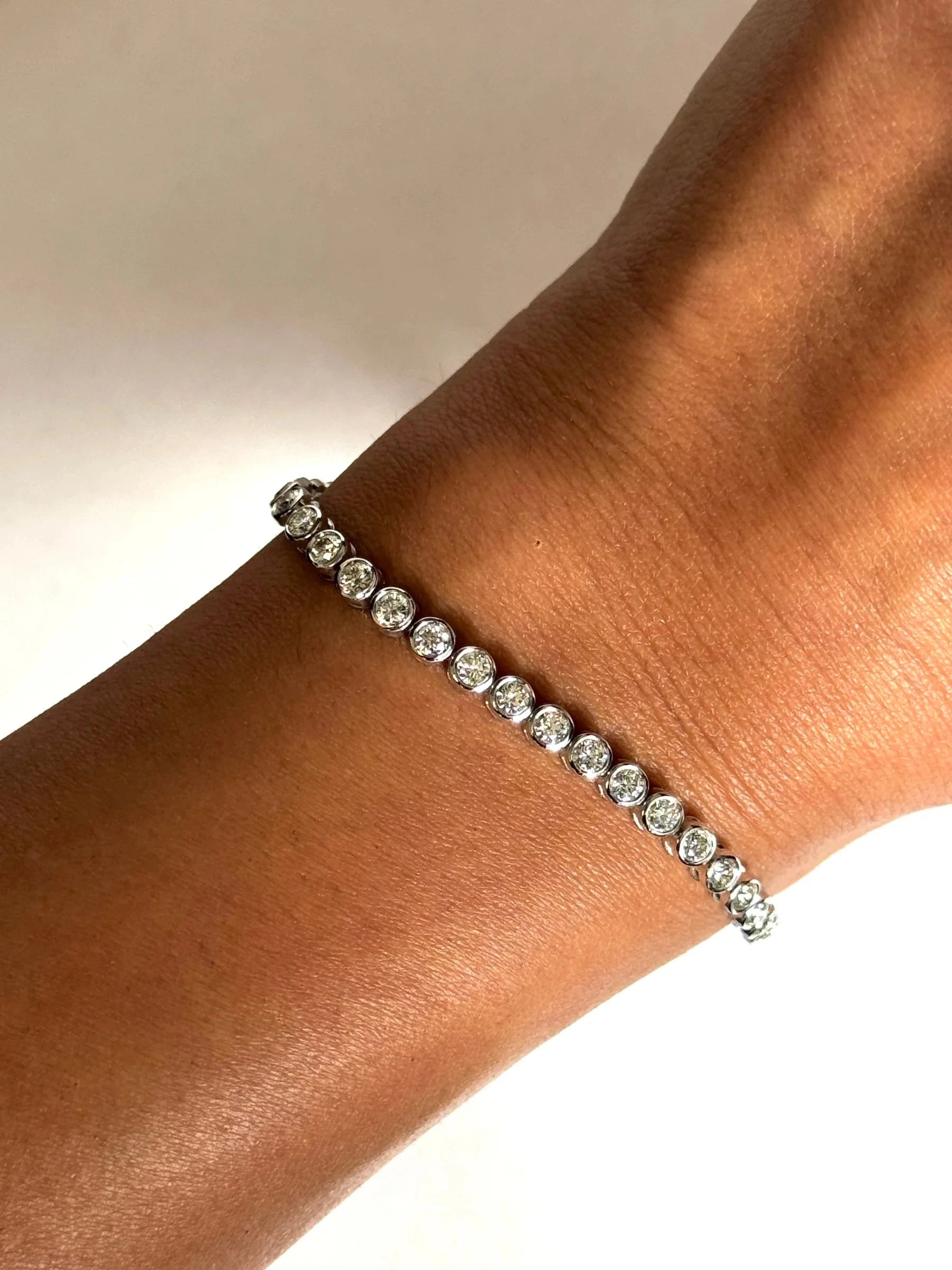 Tennis Bracelet with Bezel For Women (925 Sterling Silver) La Stella Jewels