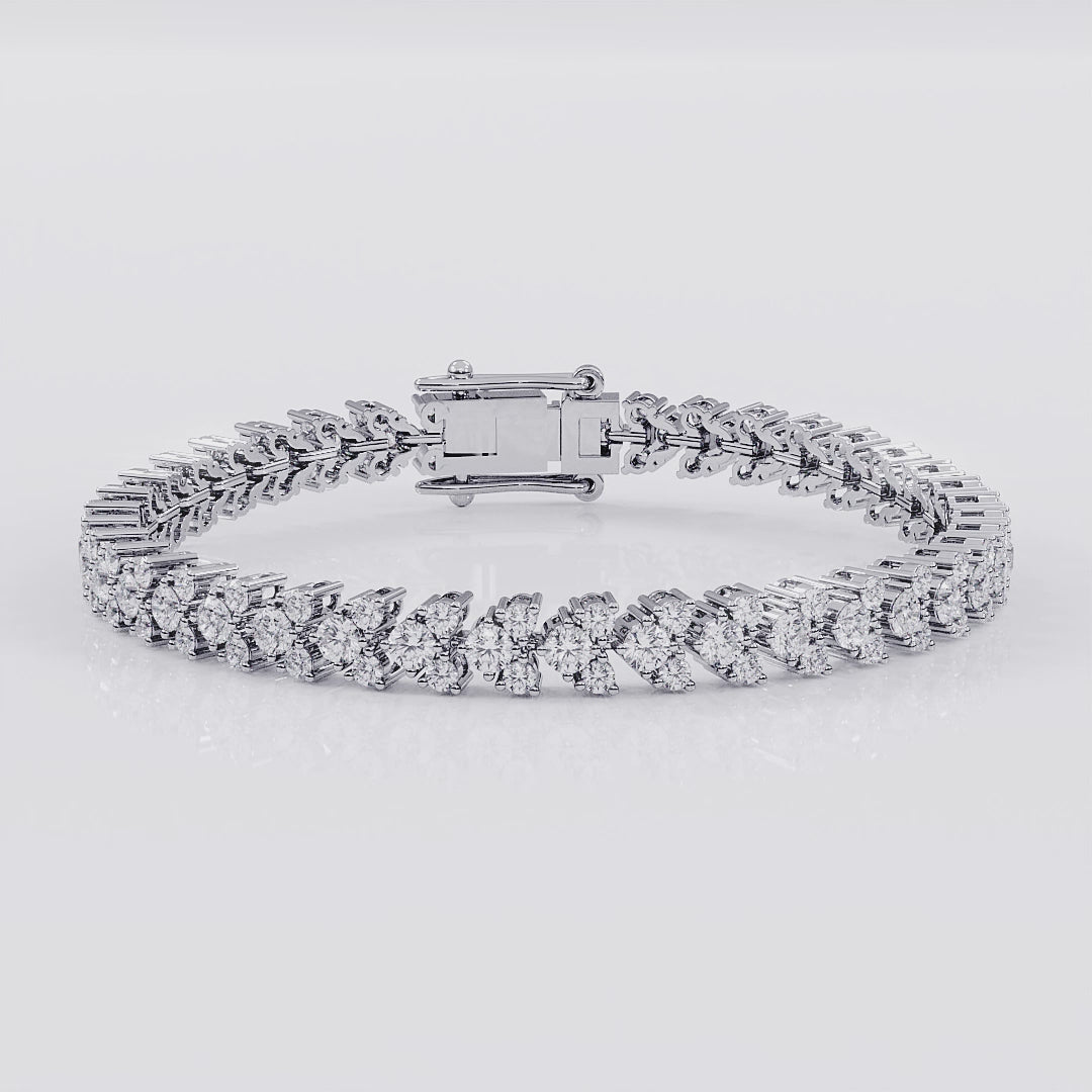 Tennis bracelet heart